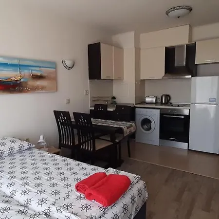 Appartement Turquoise 2 *