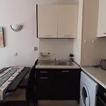 Apartment Turquoise 2 *